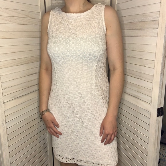 Cato Dresses & Skirts - Cato White Crochet High Neck Sleeveless Sheath Tunic Midi Dress Sz 10
